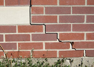 a foundation wall crack on a Belpre home.