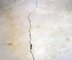 Concrete floor crack